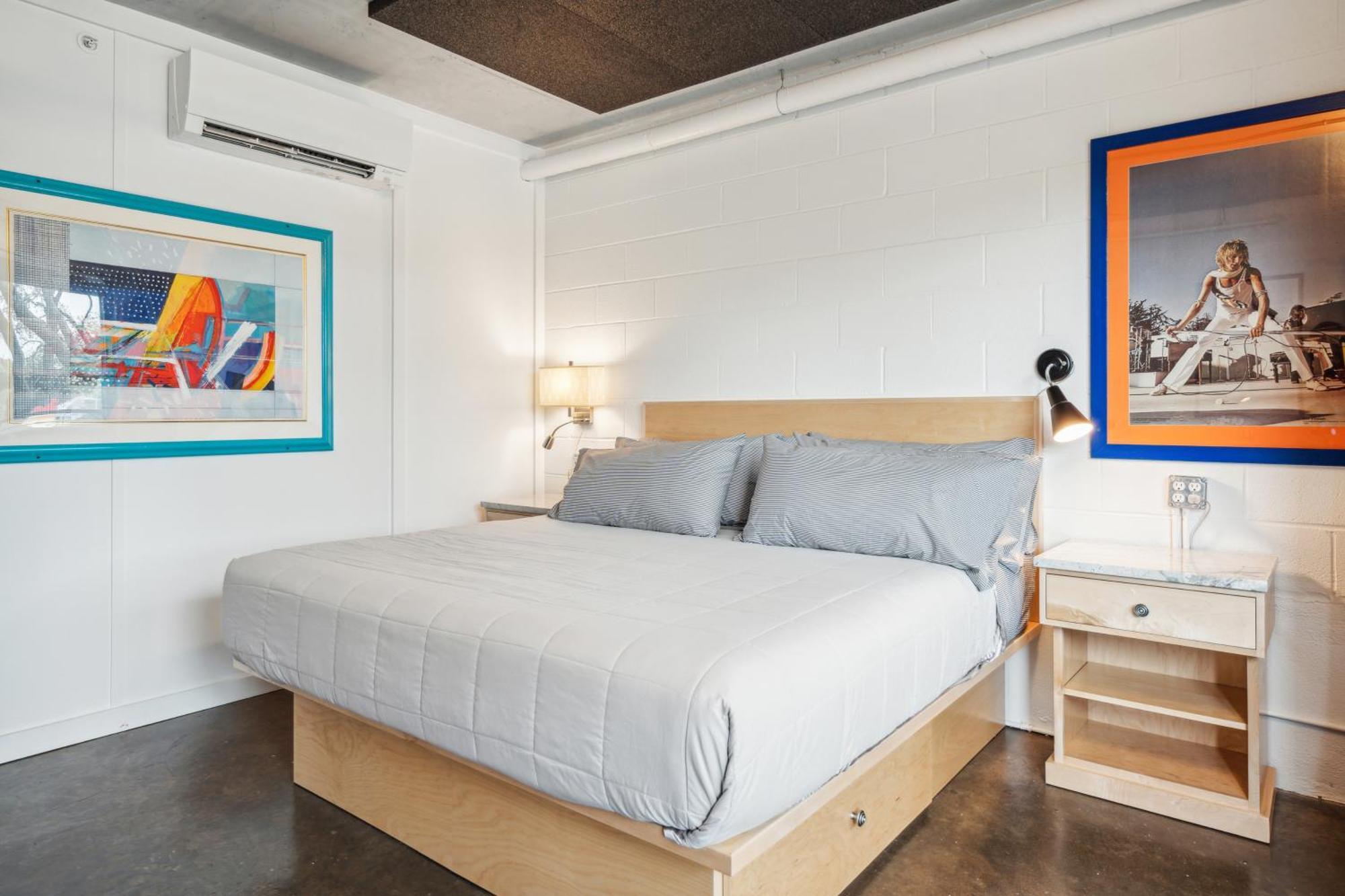 Boutique Vera Hotel In The Heart Of Folly Beach Exteriör bild