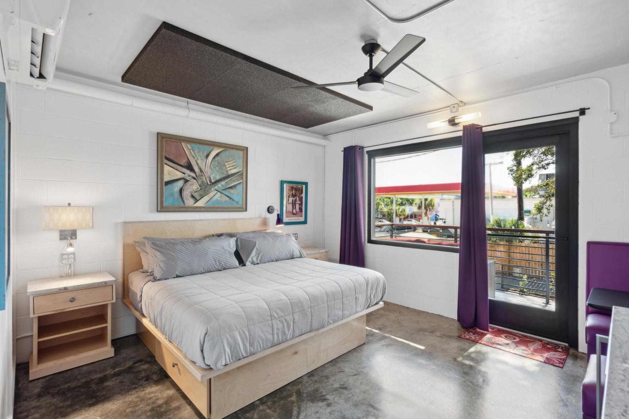 Boutique Vera Hotel In The Heart Of Folly Beach Exteriör bild