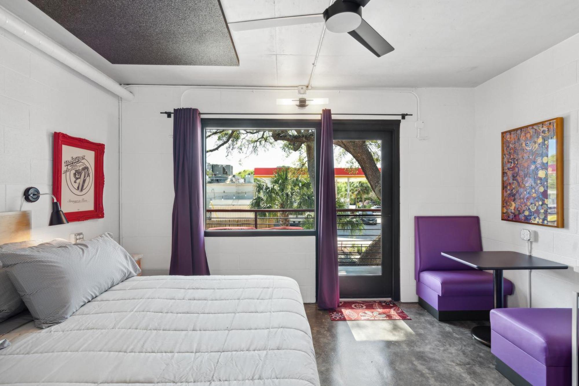 Boutique Vera Hotel In The Heart Of Folly Beach Exteriör bild